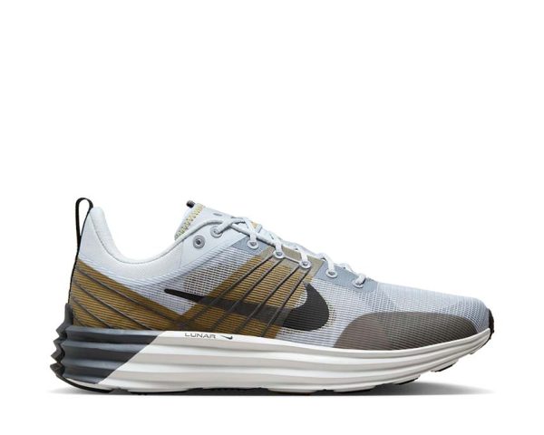 Nike Lunar Roam Online now