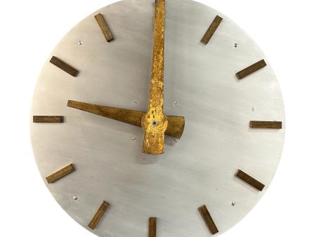 Minimalist Mid Century Wall Clock in Brass and Aluminum For Discount