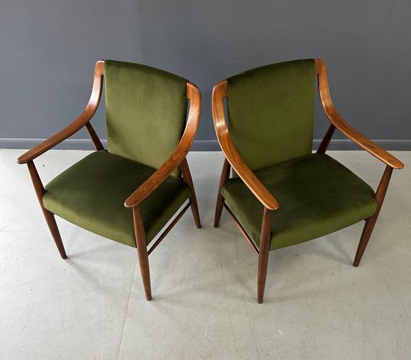 Pair of Danish Lounge Chairs in Walnut in the Style of Peter Hvdit Sale