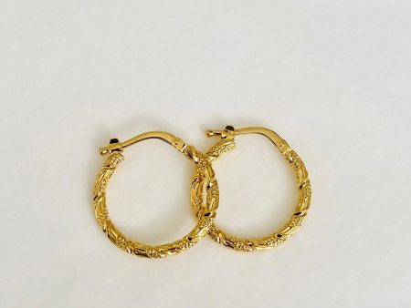 Pendientes aro dorado grabado Daphne Online Hot Sale